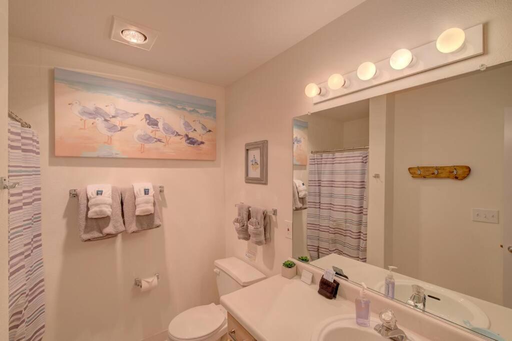 Beach Please-Updated Home With Ocean Views Long Beach Exterior photo
