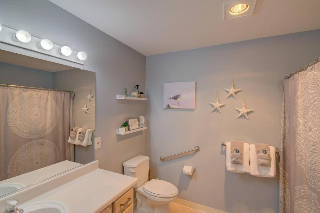 Beach Please-Updated Home With Ocean Views Long Beach Exterior photo